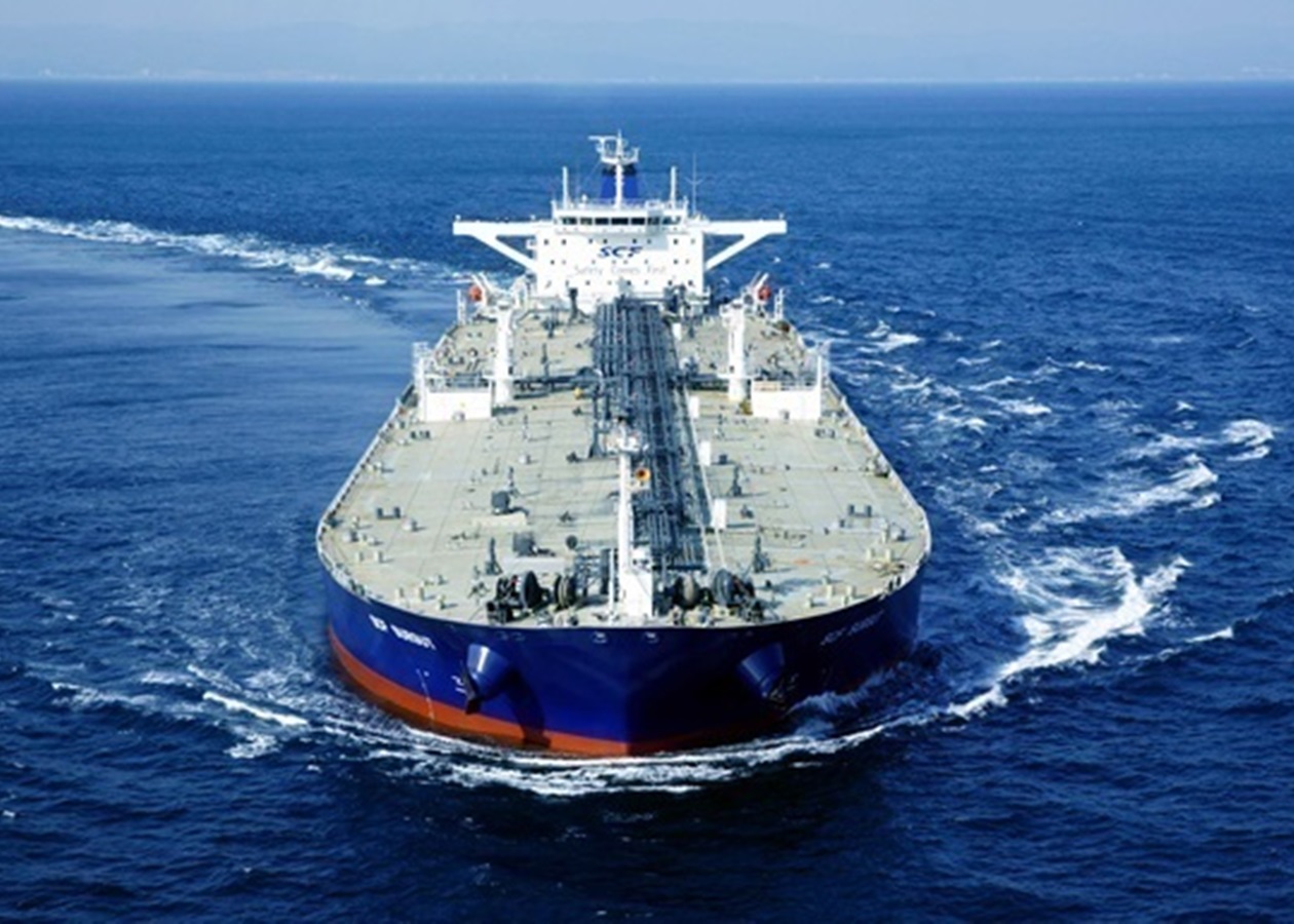 Теневой флот рф: сотни танкеров-призраков в Финском заливе перевозят российскую нефть