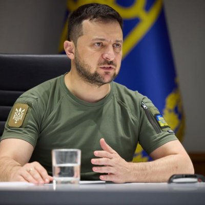 Президент анонсировал более активные действия Украины на передовой