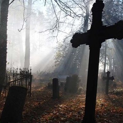 Чому ховають на 3 день: важливе значення поминальних днів