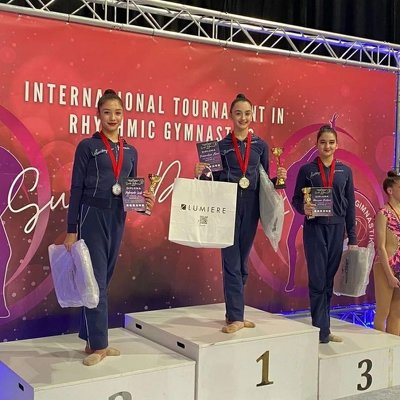 Азербайджанские гимнастки выиграли 15 наград в Сараево