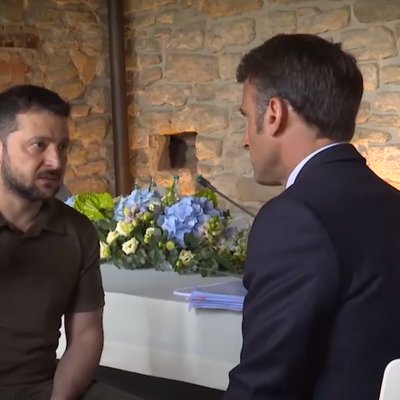 Зеленский после встречи с Макроном анонсировал решение о подготовке украинских пилотов истребителей