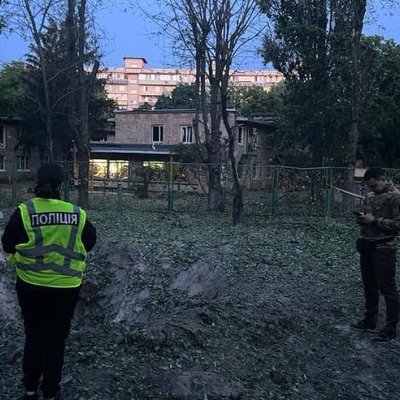 Закрытое укрытие в Киеве: правоохранители задержали 3 чиновников и охранника медучреждения