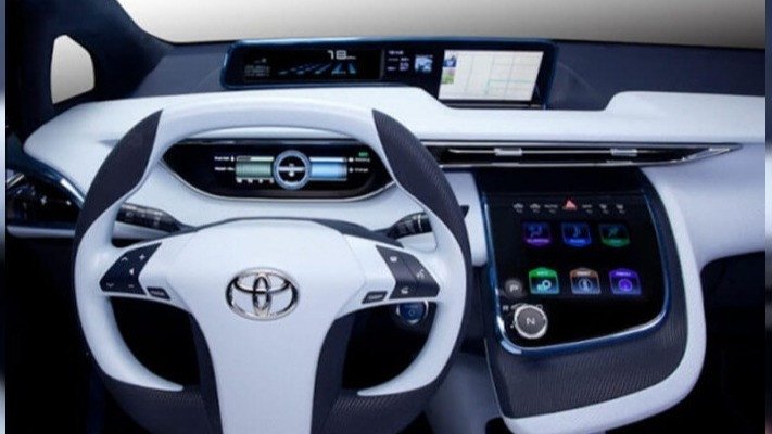 Прощай, бензин: Toyota начала серийный выпуск автомобилей, которые ездят на водороде