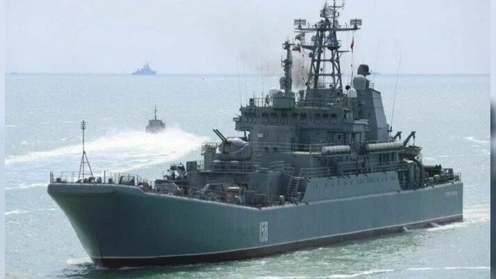 В Черном море атакован российский десантный корабль, он затонул – СМИ