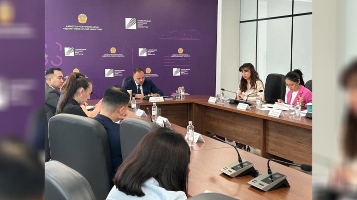 Обсудили актуальные вопросы совершенствования государственной молодежной политики