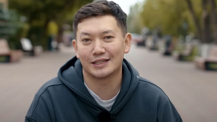 В Алматы задержали журналиста Асхата Ниязова