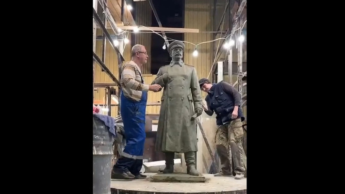 В России установят памятник Сталину