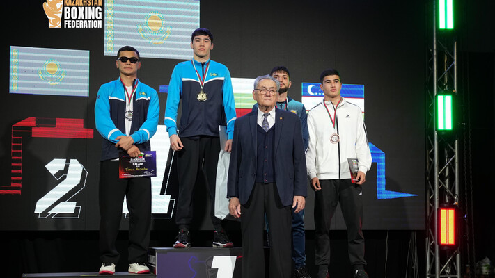 Два золота завоевали карагандинские боксёры на международном турнире в Болгарии