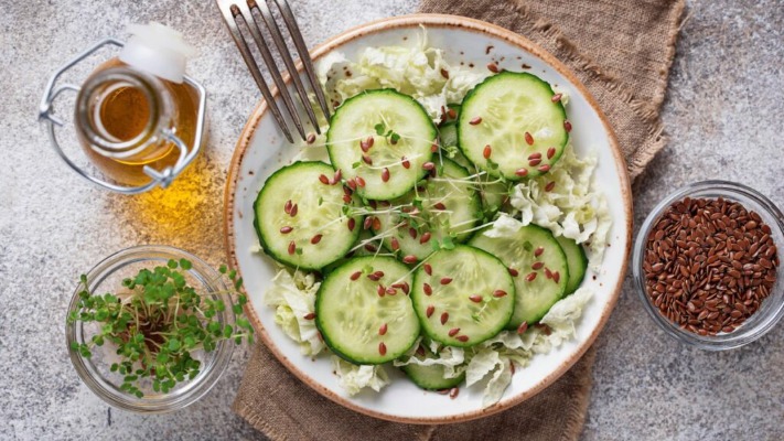 Секрет стройности: как правильно принимать семена льна для похудения