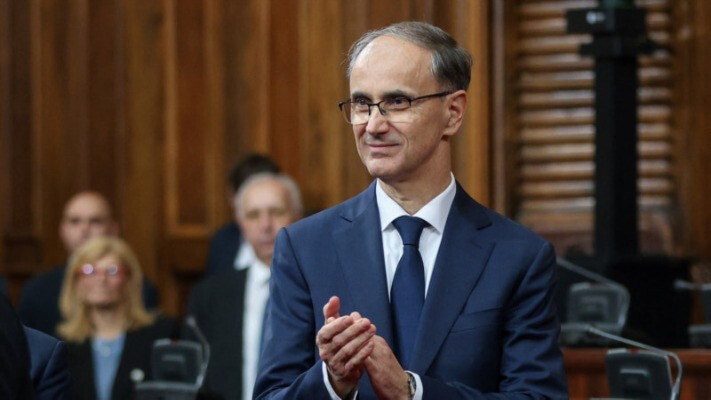 В Сербии на фоне протестов утверждено новое правительство