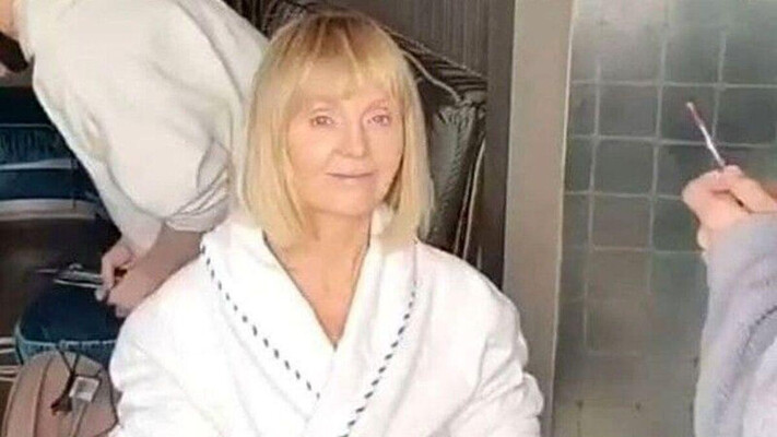 От блестящей сцены к цинизму войны: Валерия позорит себя на руинах