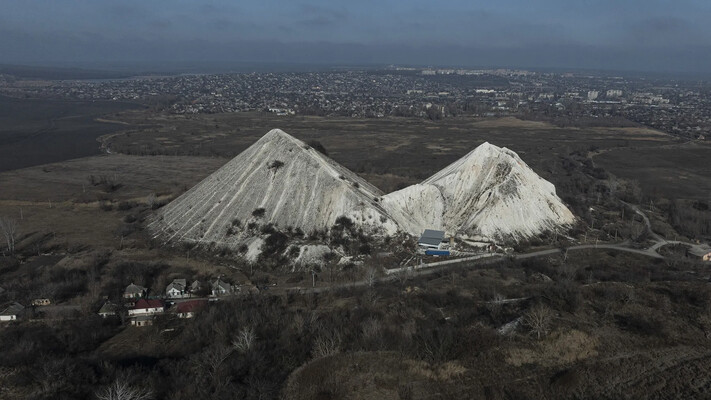 Китайский гигант Zijin Mining Group покидает Россию: санкции ударили по бизнесу