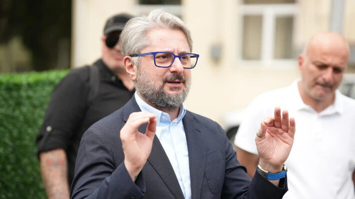 Гварамия: Нами правят психопаты