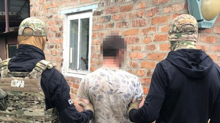 Хотел ударить по крыльям обороны: СБУ сорвала сговор наводчика рф в Хмельницкой области