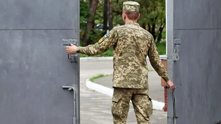 В Киеве произошли беспорядки на сборном пункте для мобилизованных: в ТЦК и СП прокомментировали ситуацию
