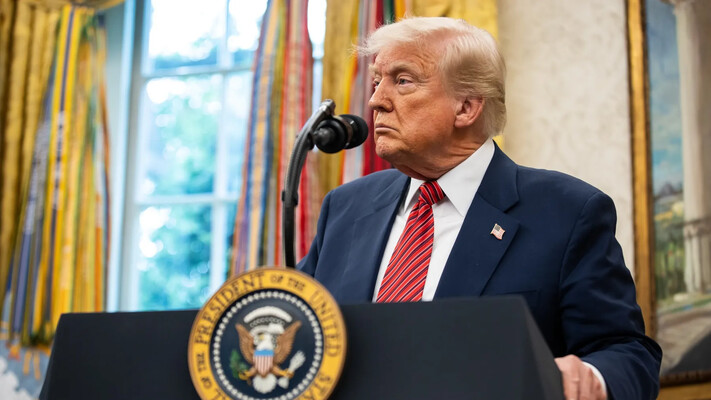 Трамп не откажется от Украины полностью: США продолжат передавать разведданные