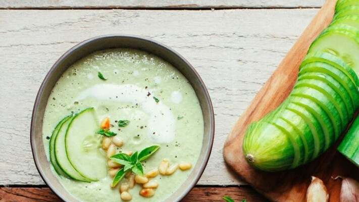 Огуречный крем-суп: рецепт вкусного блюда, которое освежит в жару
