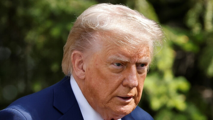 Трамп объяснил, почему не вводит санкции против РФ