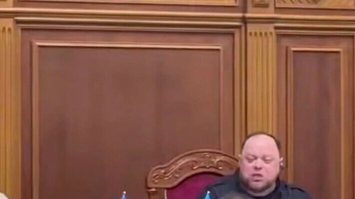 Трибуну в Раде заблокировали: Гончаренко потолкался с Гетманцевым