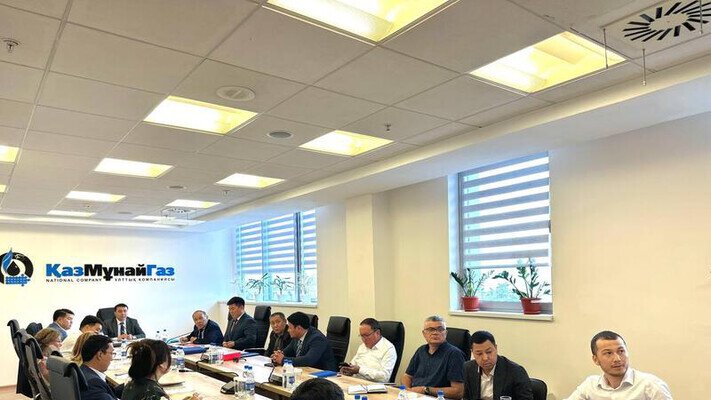 В Актау обсудили вопрос включения шубата в меню питания нефтяных компаний