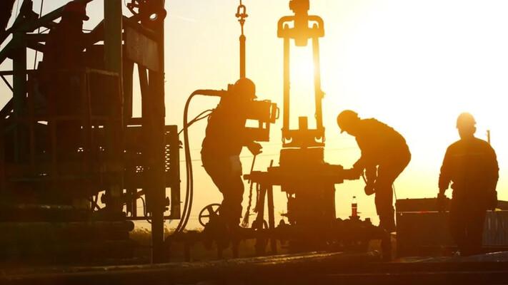 Цена на нефть Brent достигла недельного максимума