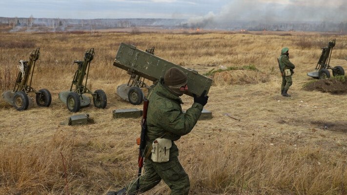 FT: Россия исчерпала запасы советского оружия