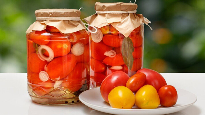 Самые сладкие помидоры на зиму с пряным маринадом: вкусный рецепт без стерилизации