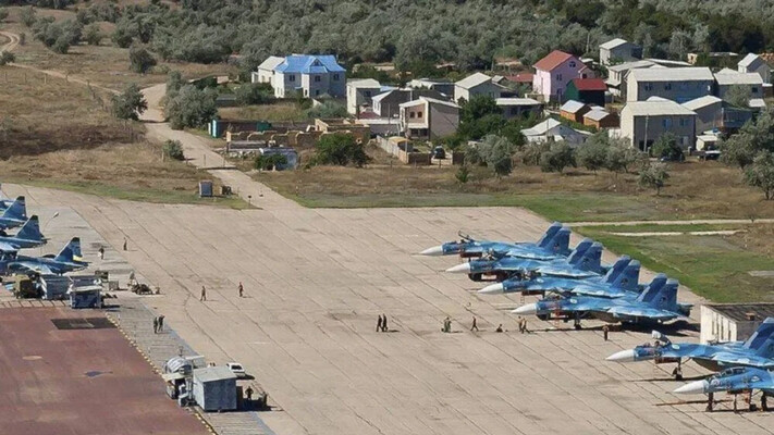 Беспилотники СБУ поразили 5 российских истребителей на аэродроме Саки, один самолет уничтожен полностью