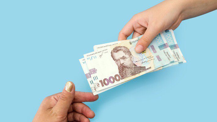 Средняя зарплата украинцев оказалась меньше, чем все ожидали