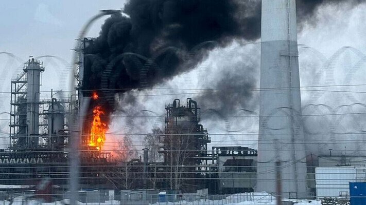  Украина нанесла россии ущерб на $100 млрд, атакуя ее НПЗ – The Sun 