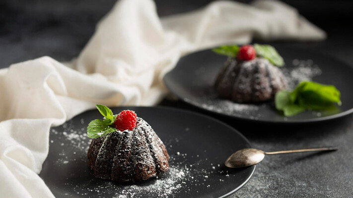 Фондан из черного шоколада без муки: 7 минут до шоколадного счастья!