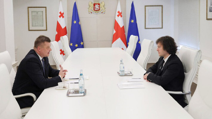 Ираклий Кобахидзе встретился с послом Беларуси Николаем Рогащуком