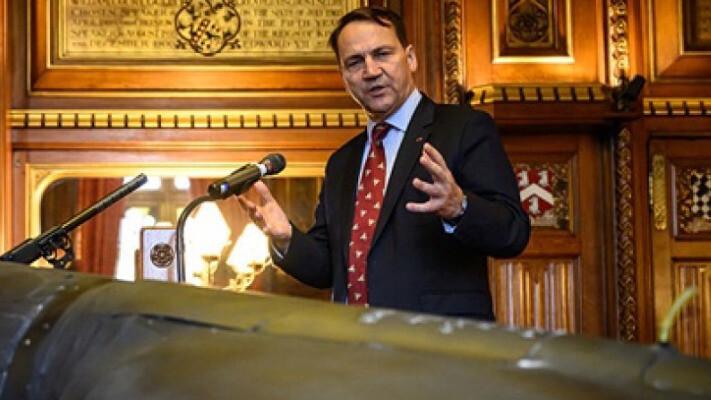 Европа должна готовиться к возможному «глубокому» удару России, — Сикорский