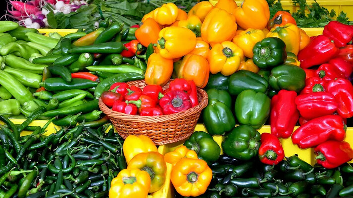 Зачем надо есть перец разных цветов — советы врачей