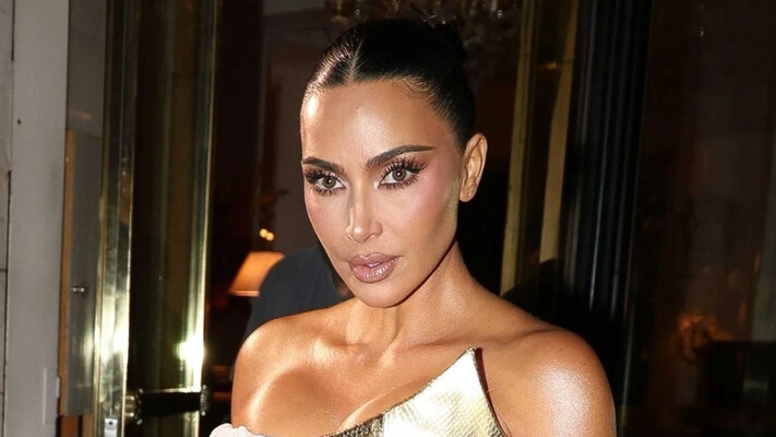 Ким Кардашьян отпраздновала 45-летие в Лондоне в двух смелых образах: фото