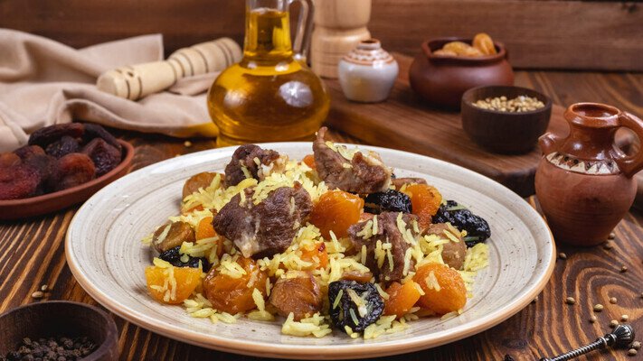 Плов с бараниной, который пахнет Востоком: простой рецепт с насыщенным вкусом