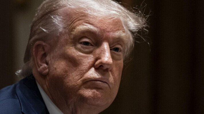 Трамп поручил Пентагону немедленно начать ядерные испытания 