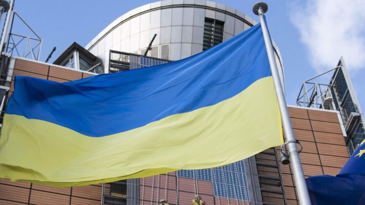 Как ЕС помогает Украине: от санкций до военной и гуманитарной помощи